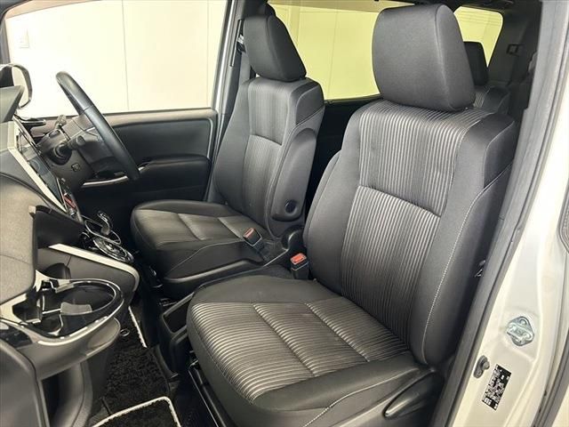 Toyota VOXY 2018-12 9078-22