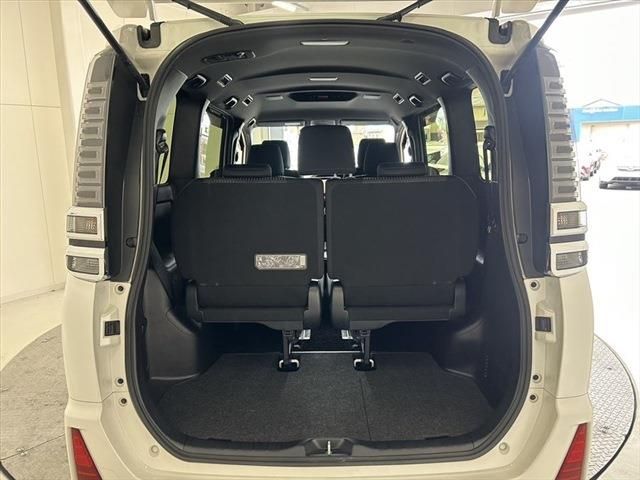 Toyota VOXY 2018-12 9078-25