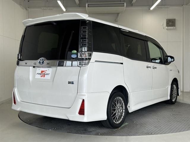 Toyota VOXY 2018-12 9078-4