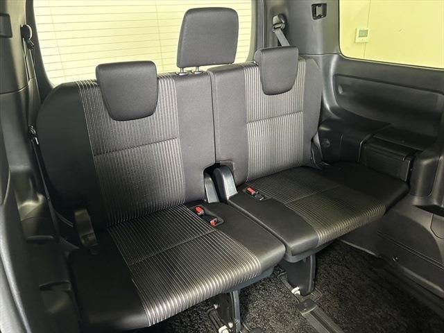 Toyota VOXY 2018-12 9078-21