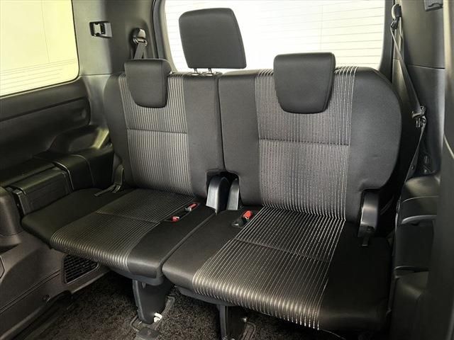 Toyota VOXY 2018-12 9078-24