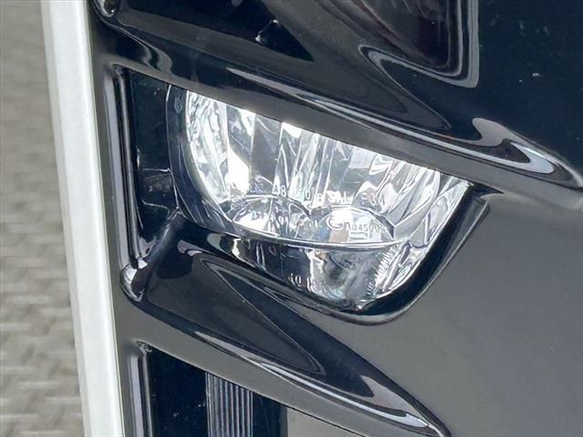 Toyota VOXY 2018-12 9078-11
