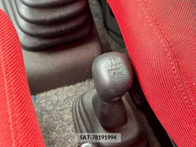 Suzuki JIMNY 2001-01 375764-12
