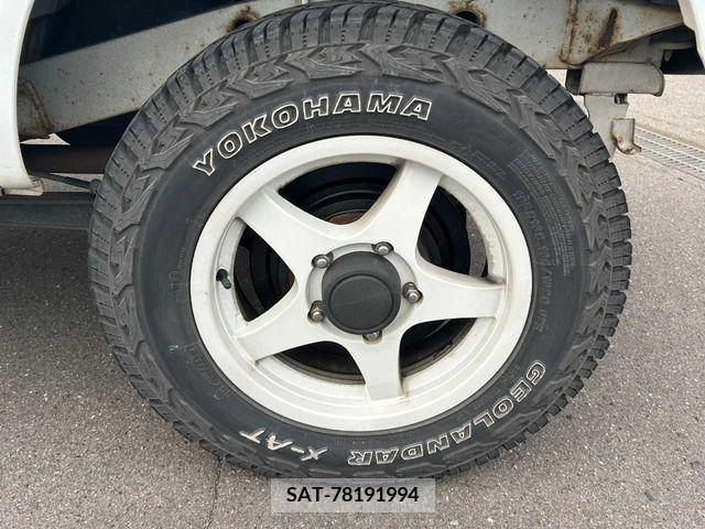 Suzuki JIMNY 2001-01 375764-3