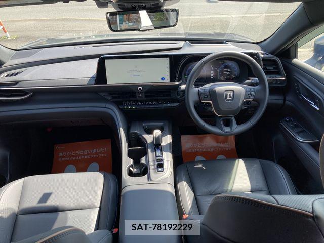 Toyota CROWN 2022-12 211018-1