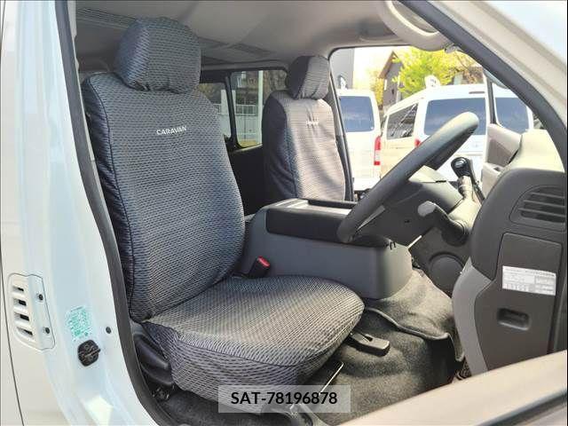 Nissan NV350 Caravan 2021-03 280715-6