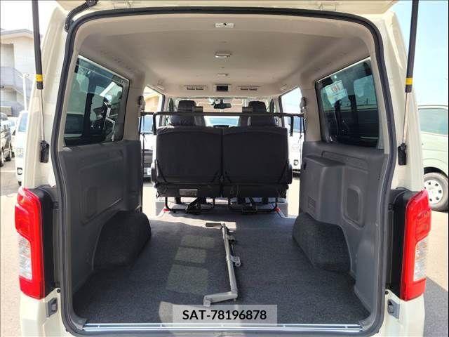 Nissan NV350 Caravan 2021-03 280715-19