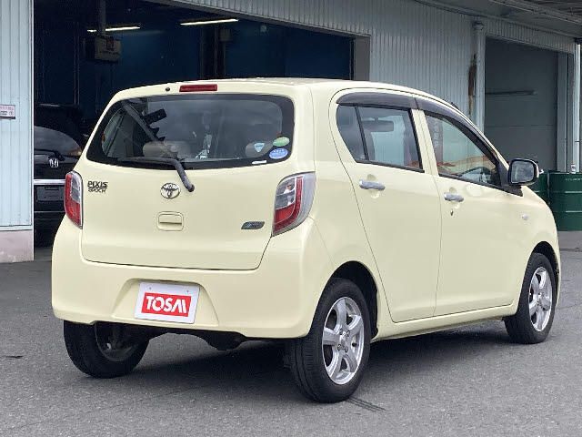 Toyota PIXIS EPOCH 2012-07 6906-1