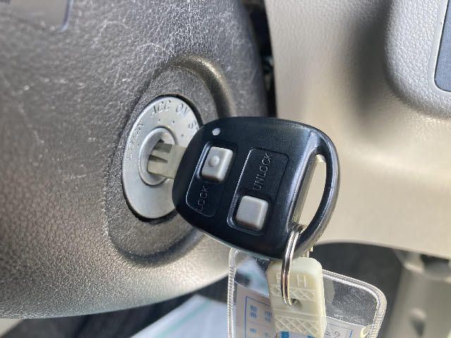 Toyota PIXIS EPOCH 2012-07 6906-8
