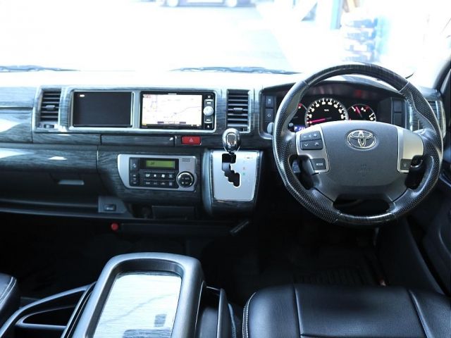 Toyota HIACE WAGON 2019-09 191983-1