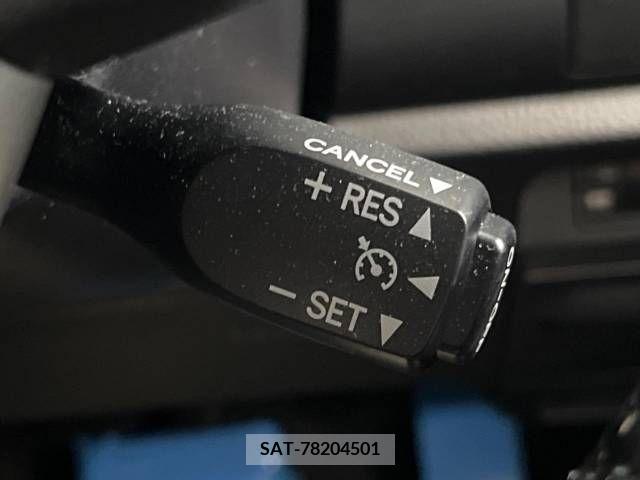 Toyota VOXY 2019-09 332014-4
