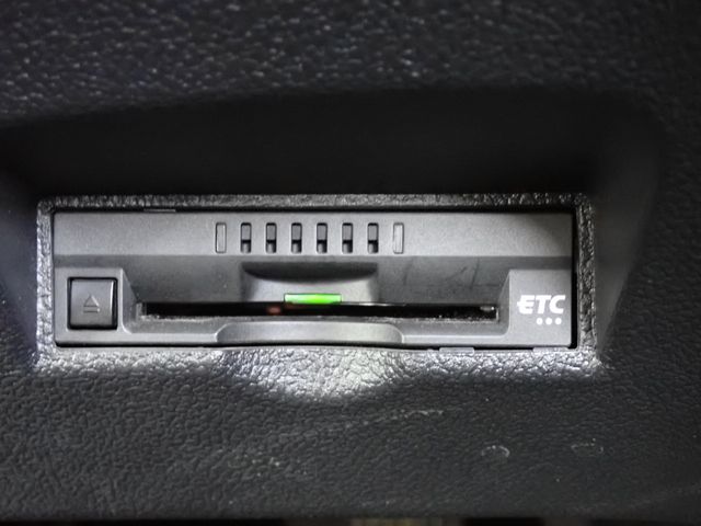 Toyota PRIUS 2016-10 16257-17