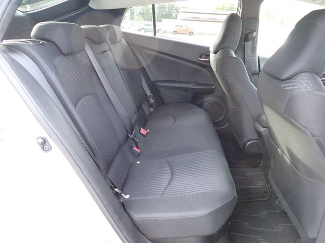 Toyota PRIUS 2016-10 16257-12