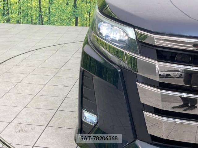 Toyota NOAH 2018-03 220710-13