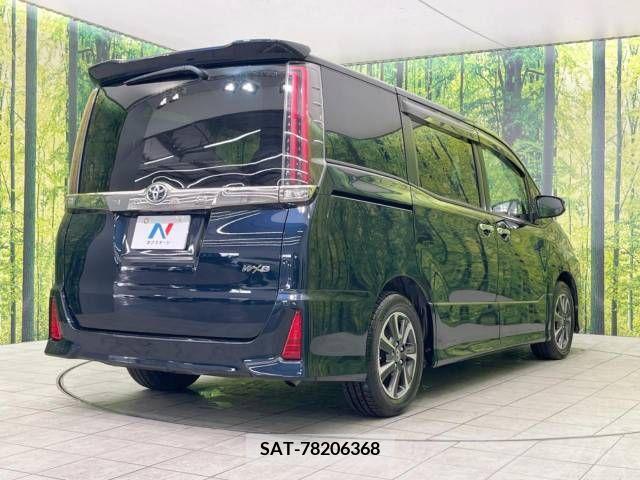 Toyota NOAH 2018-03 220710-18