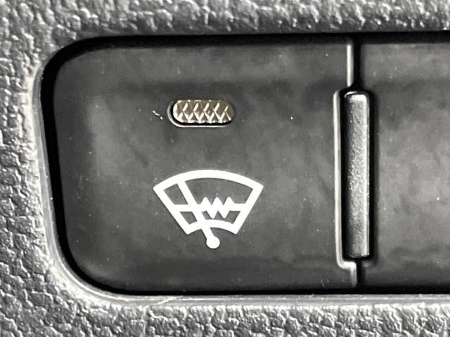 Toyota PRIUS 2016-03 8630-2