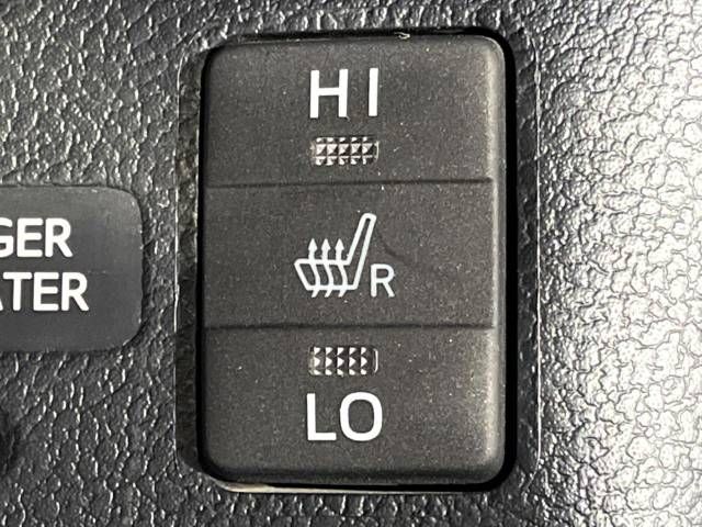 Toyota PRIUS 2016-03 8630-7