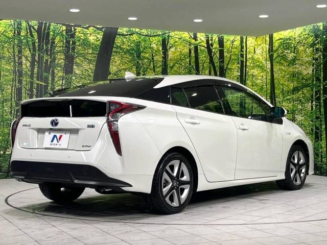 Toyota PRIUS 2016-03 8630-17