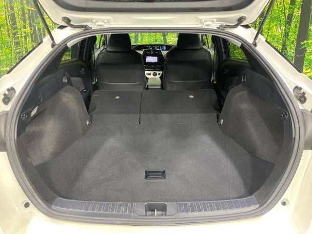Toyota PRIUS 2016-03 8630-10