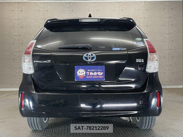 Toyota PRIUS ALPHA 2015-12 282477-5