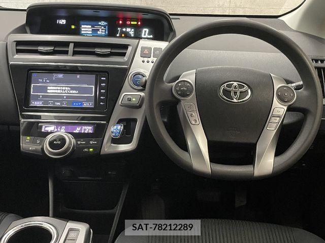 Toyota PRIUS ALPHA 2015-12 282477-1