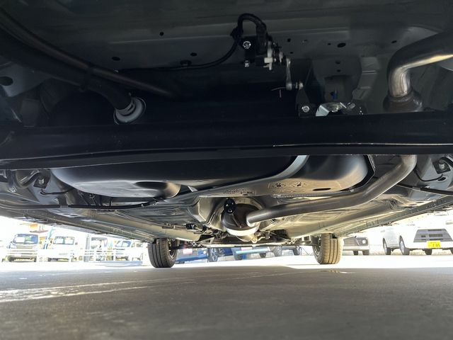Suzuki SPACIA 2023-09 190851-21