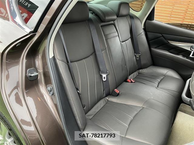 Nissan FUGA HYBRID 2015-03 206239-4