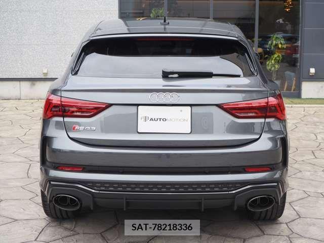 Audi RS Q3 2021-01 320114-9