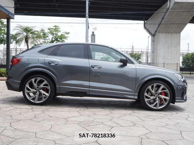 Audi RS Q3 2021-01 320114-10