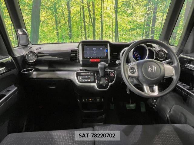 Honda N BOX CUSTOM 2017-07 392685-1