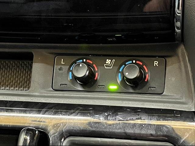 Toyota ALPHARD 2020-11 7586-8