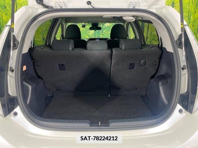 Toyota AQUA 2019-09 346460-10