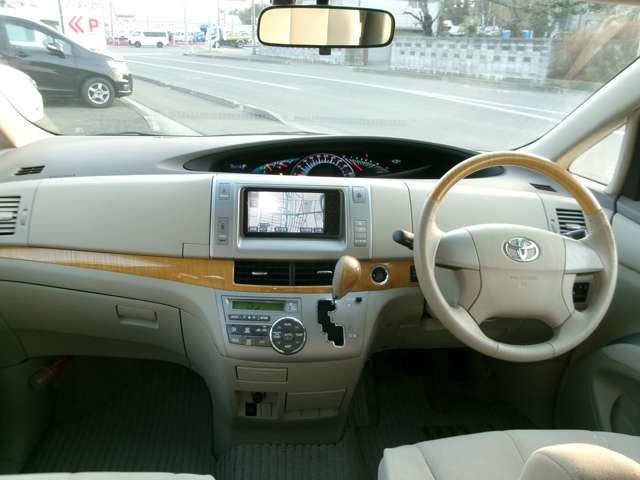 Toyota ESTIMA 2008-11 3391-8
