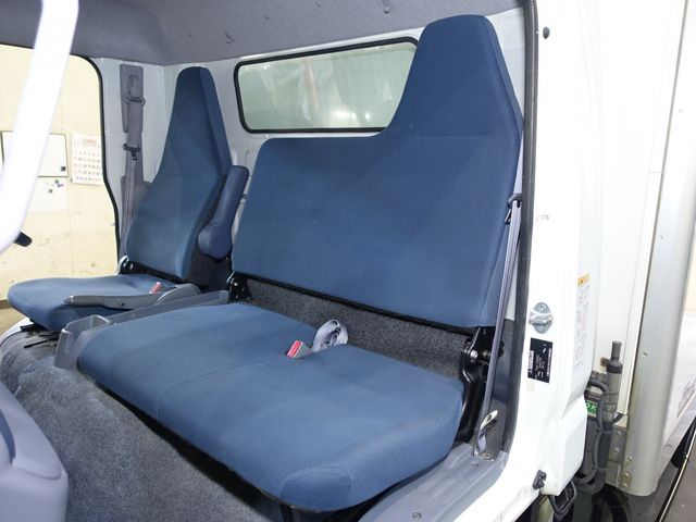 Mitsubishi CANTER 2016-07 6534-15