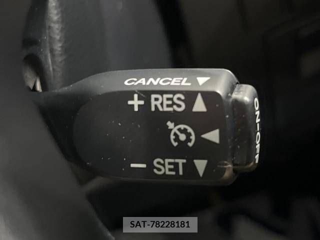 Toyota VELLFIRE 2016-10 287960-4
