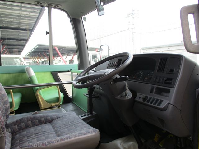 Nissan CIVILIAN BUS 2005-07 1358-9