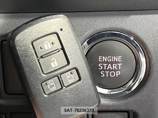 Toyota VOXY 2014-10 370357-8