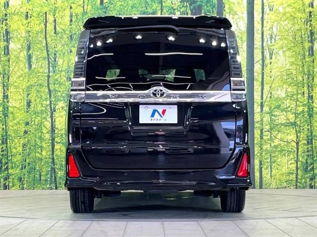 Toyota VOXY 2019-10 15174-16