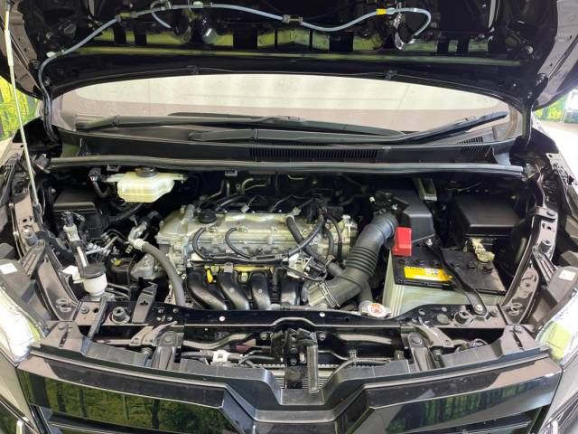 Toyota VOXY 2019-10 15174-19