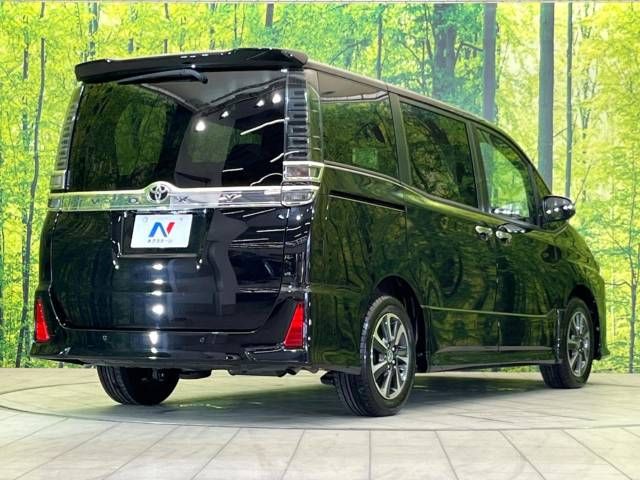Toyota VOXY 2019-10 15174-18