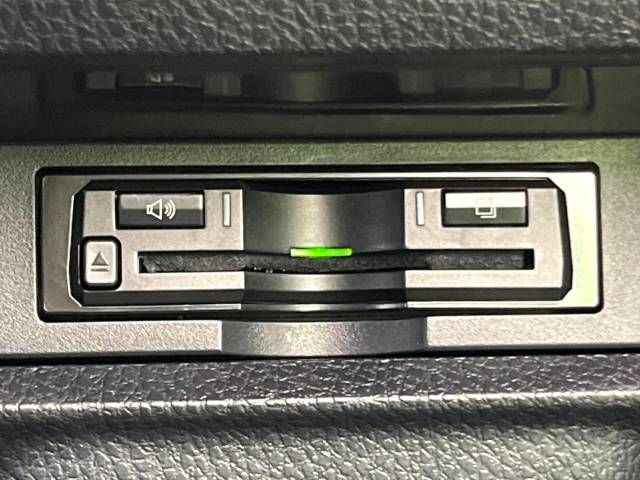 Toyota VOXY 2019-10 15174-6