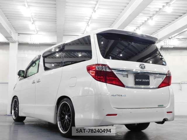 Toyota ALPHARD 2012-02 382208-2