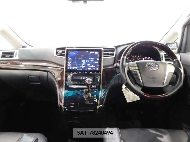 Toyota ALPHARD 2012-02 382208-1