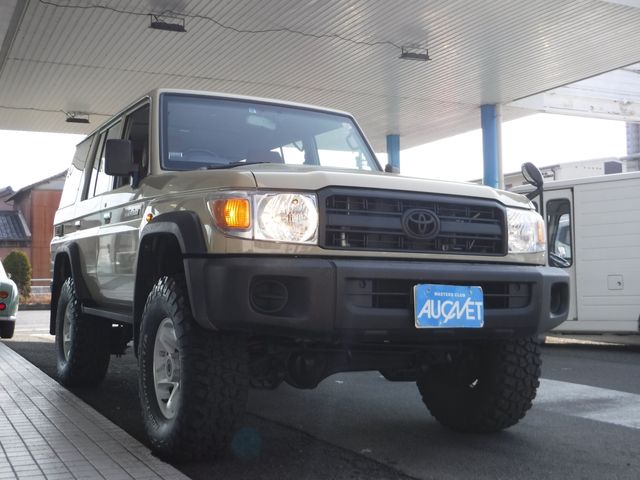 Toyota LAND CRUISER 2015-03 1045-4