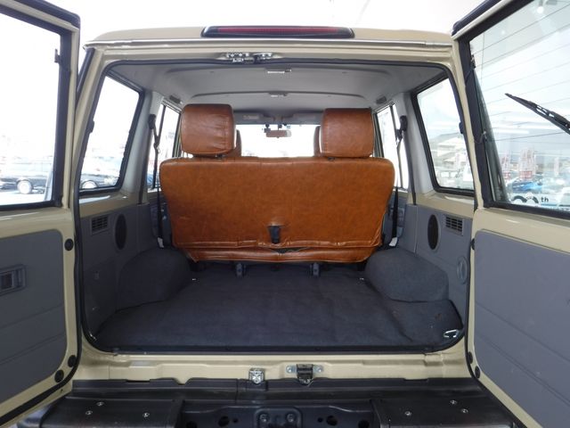 Toyota LAND CRUISER 2015-03 1045-12