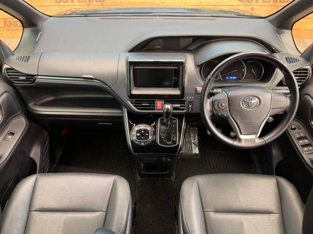 Toyota ESQUIRE 2015-03 189768-1