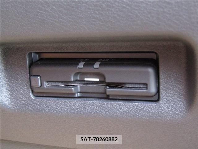 Nissan KICKS 2021-03 210622-17