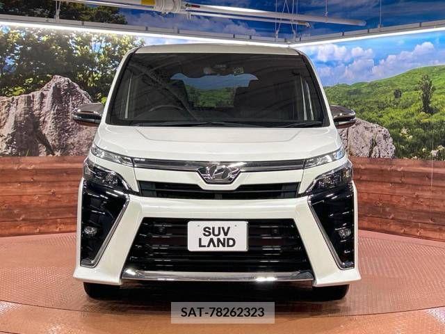 Toyota VOXY 2019-02 222866-15