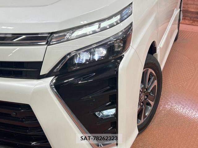 Toyota VOXY 2019-02 222866-13