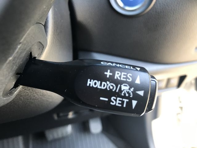 Toyota C-HR 2017-06 6172-18